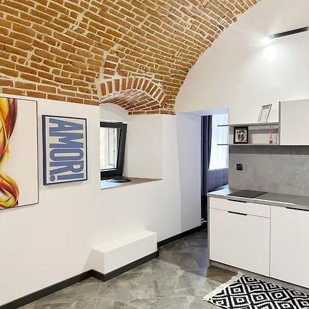 Dmr Apartament *